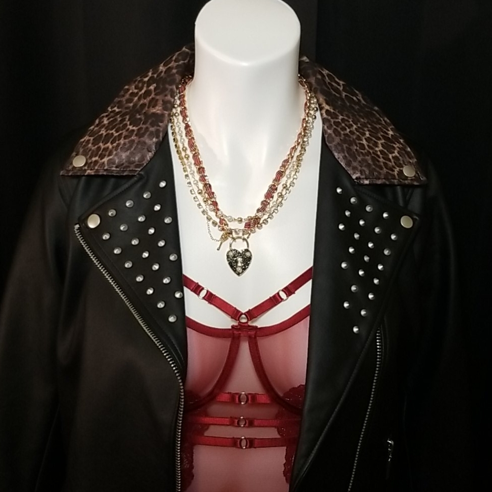 ๐HP๐Torrid Betsey Johnson Faux Leather Jacket - Picture 2 of 11